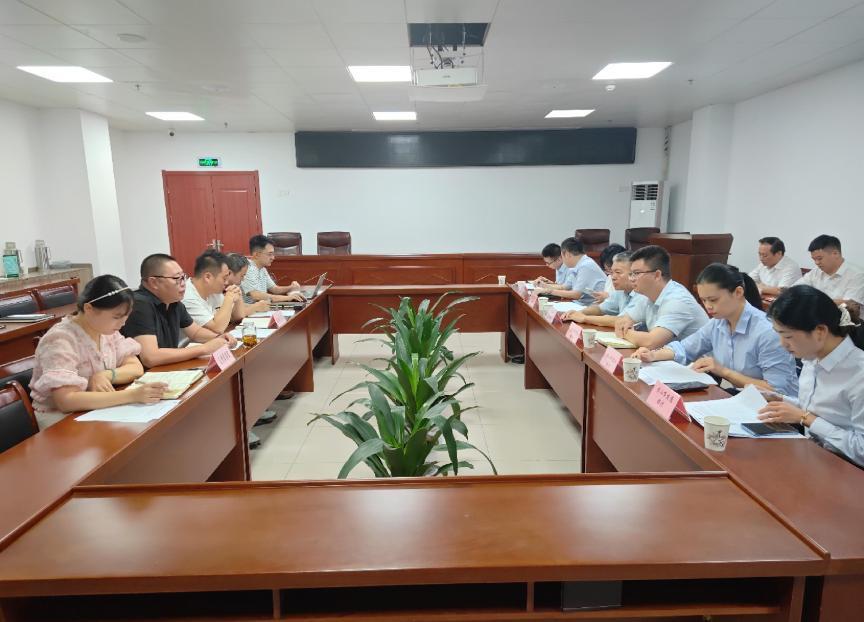 共話合作新機(jī)遇,同謀發(fā)展新篇章——區(qū)國投集團(tuán)召開銀企座談會 推動并購貸款